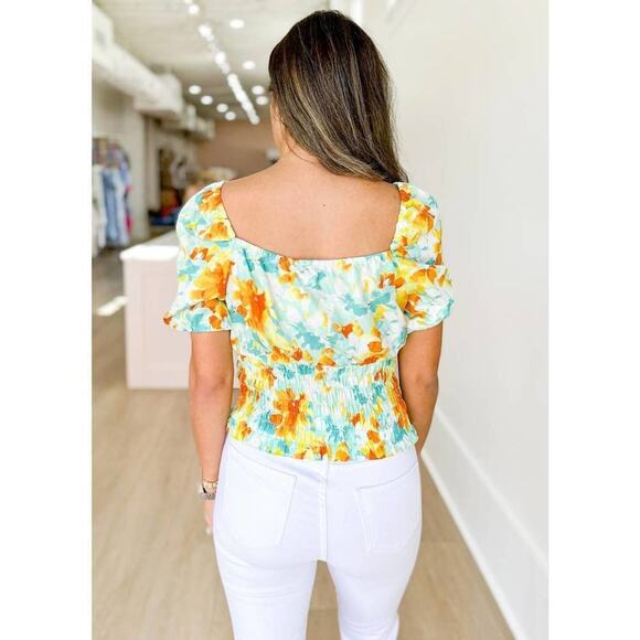 NWT KUT FROM THE KLOTH scoop neck cropped smocked top in green/orange/white - L - Picture 3 of 9